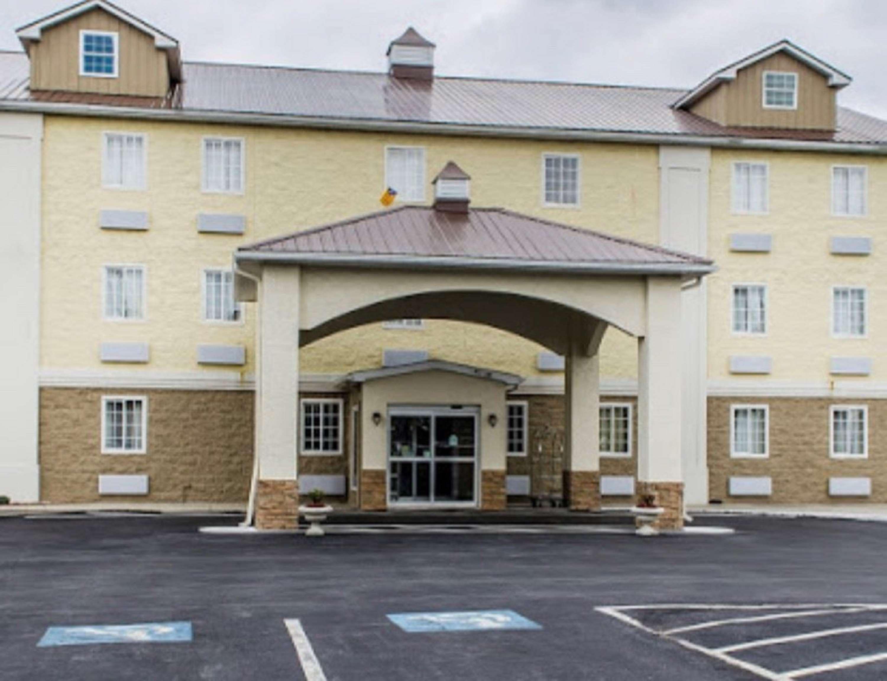 Surestay Plus By Best Western Jonestown Lebanon Valley Dış mekan fotoğraf